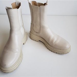 Tony Bianca Wolfe leather Chelsea boots 6.5